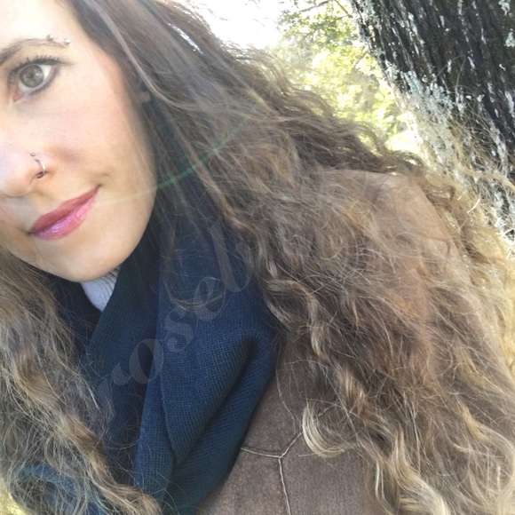 🧣♥️Luxe Knit Infinity Scarf TEAL - Picture 7 of 7